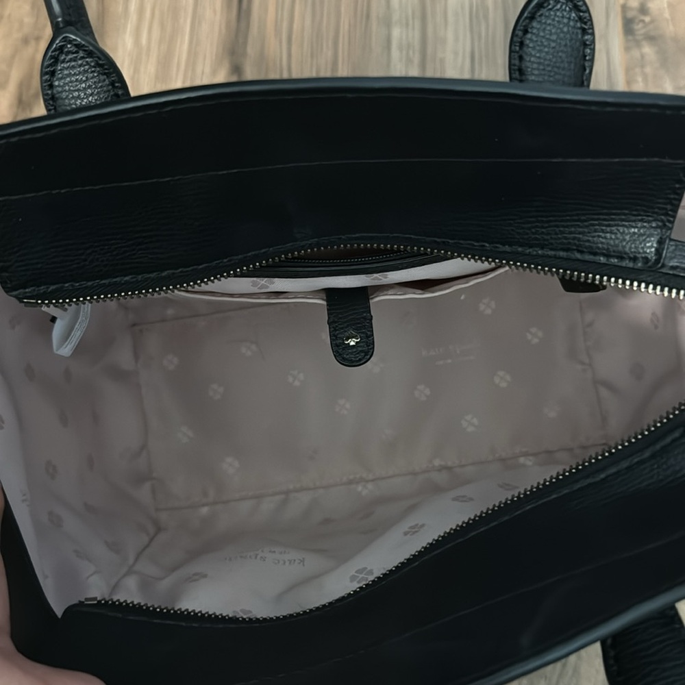 Kate Spade Tote - Picture 2 of 4